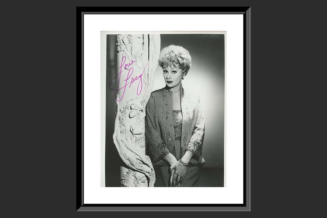 0th Image of a N/A LUCILLE BALL SIGNED PHOTO