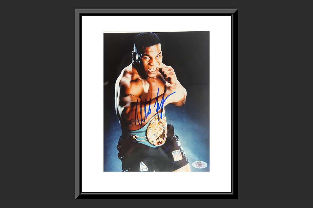 0th Image of a N/A MIKE TYSON SIGNED PHOTO