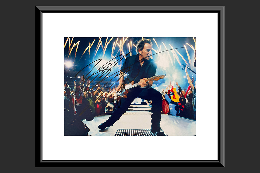 0th Image of a N/A BRUCE SPRINGSTEEN SIGNED PHOTO