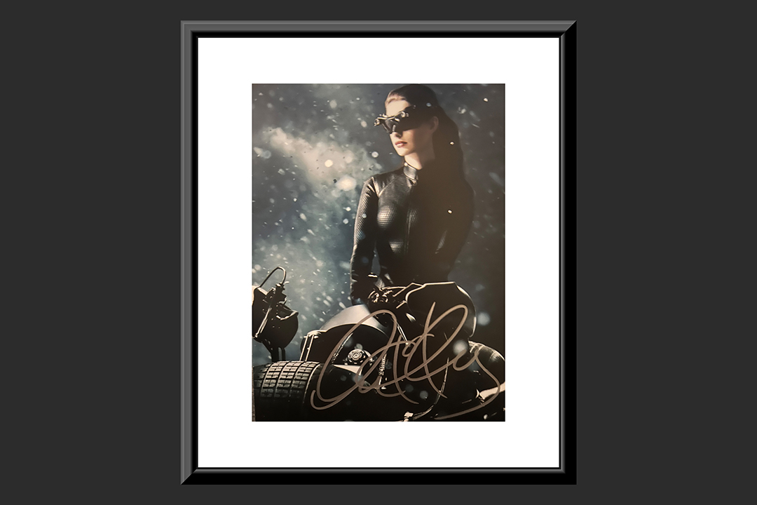 0th Image of a N/A DARK KNIGHT RISES ANNE HATHAWAY SIGNED PHOTO
