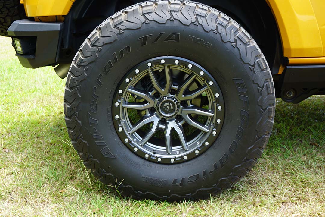 14th Image of a 2021 FORD BRONCO BADLANDS