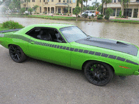 Image 7 of 29 of a 1970 CHRYSLER BARRACUDA