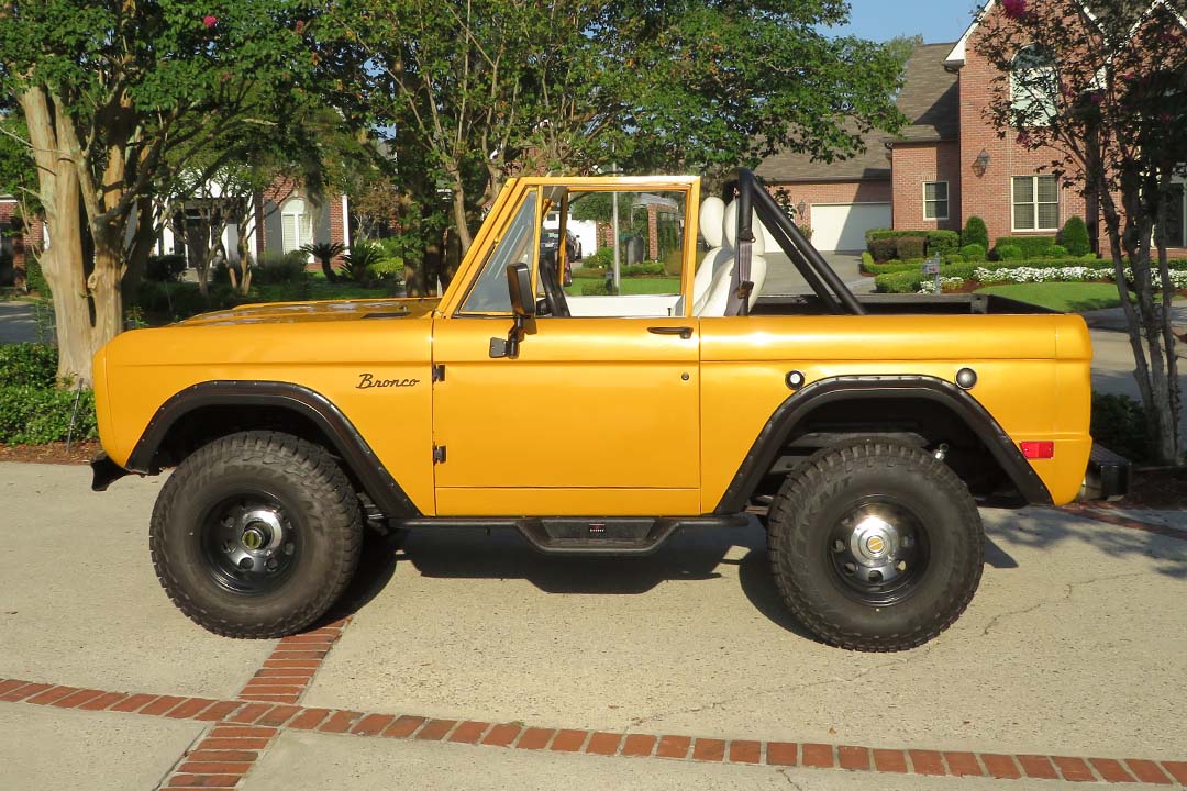 11th Image of a 1969 FORD BRONCO 4X4