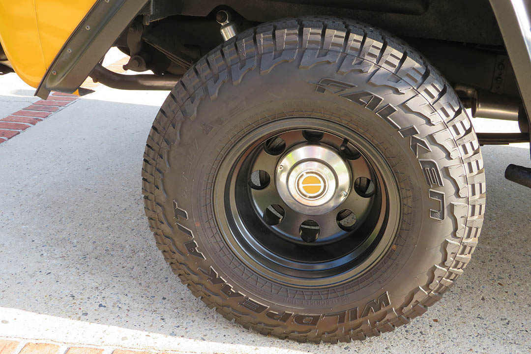 33rd Image of a 1969 FORD BRONCO 4X4