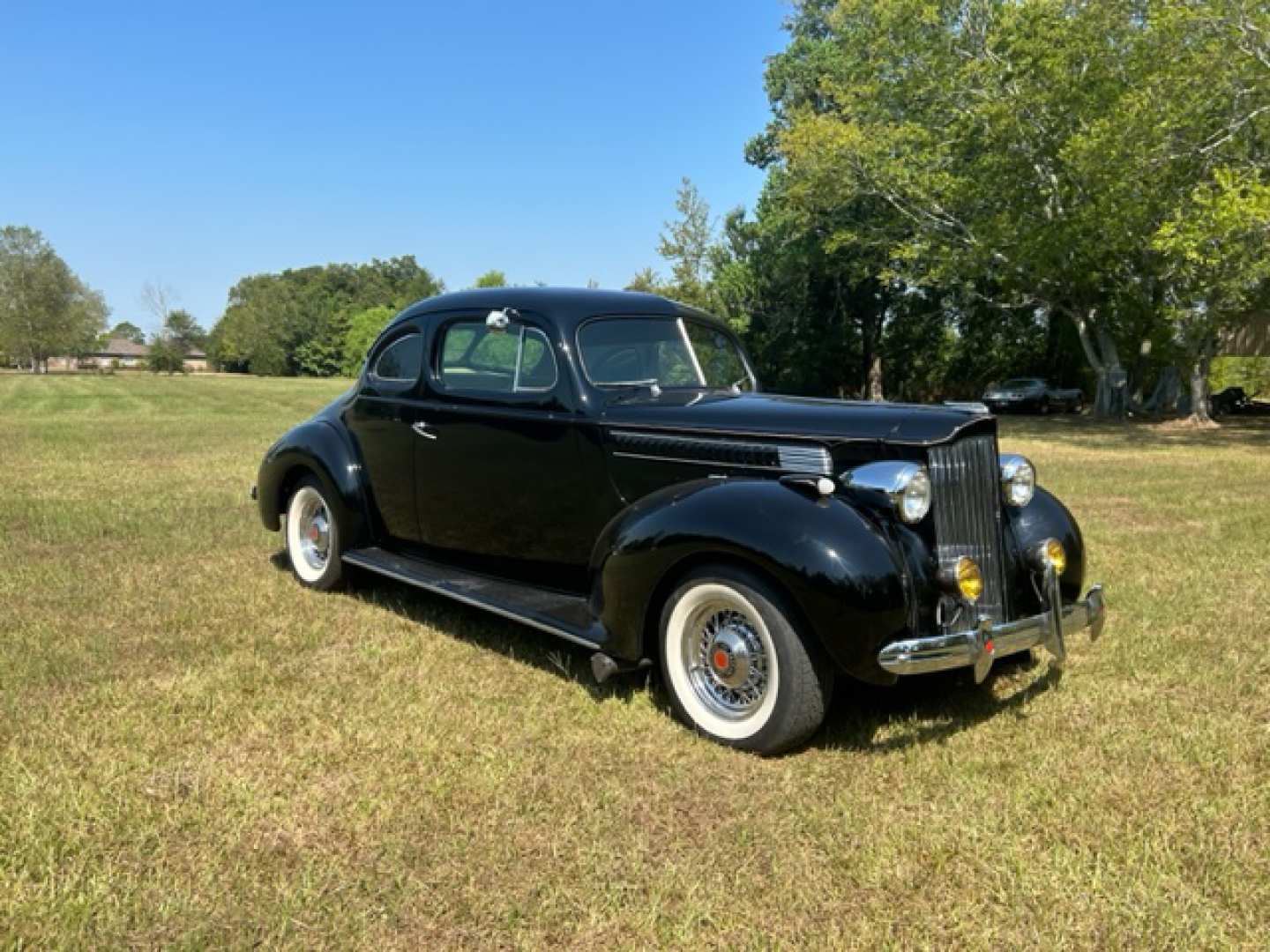 1st Image of a 1939 PACKARD BUSN MAN