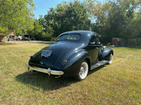 Image 7 of 10 of a 1939 PACKARD BUSN MAN