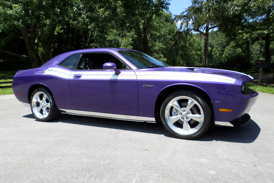 7th Image of a 2010 DODGE CHALLENGER R/T