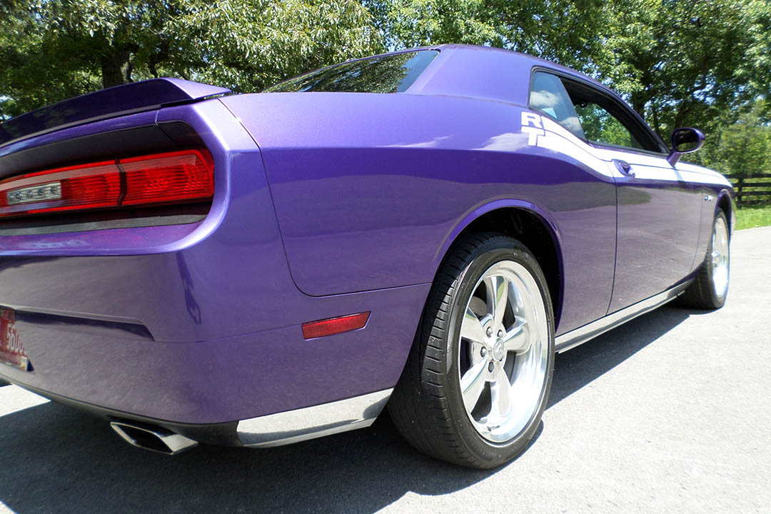 8th Image of a 2010 DODGE CHALLENGER R/T