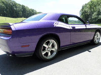 Image 6 of 18 of a 2010 DODGE CHALLENGER R/T
