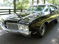 Image 2 of 30 of a 1970 OLDSMOBILE 442