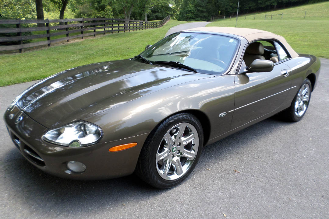 1st Image of a 2001 JAGUAR XK8 XK