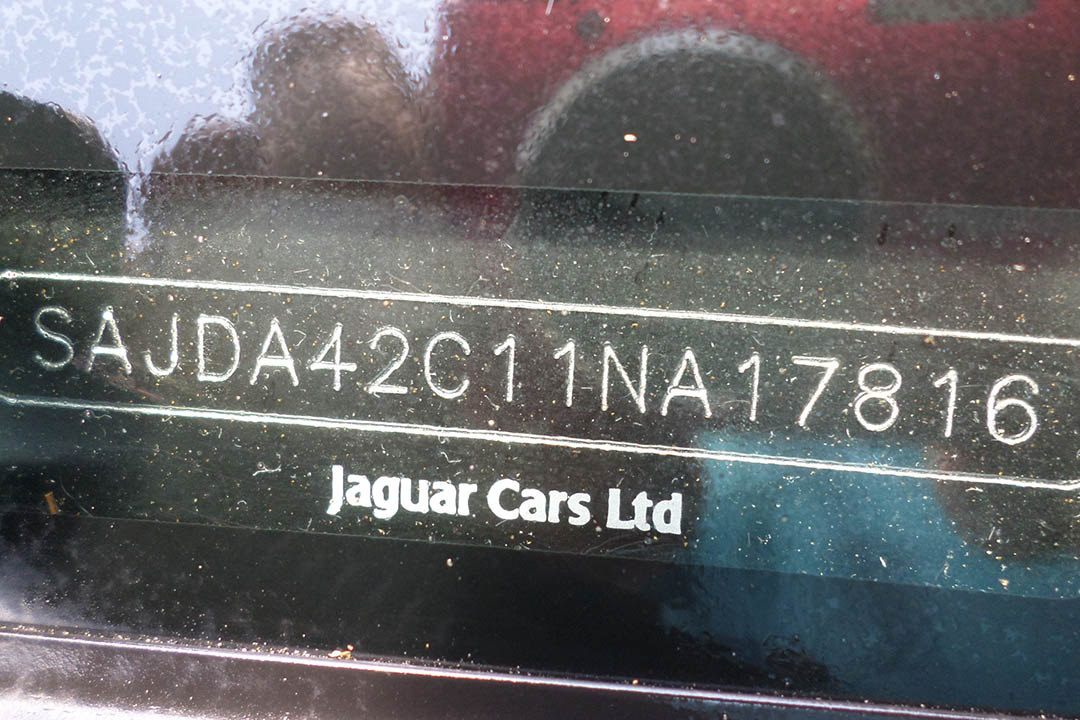 14th Image of a 2001 JAGUAR XK8 XK