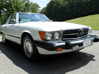 Image 3 of 12 of a 1987 MERCEDES-BENZ 560 560SL