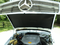 Image 11 of 12 of a 1987 MERCEDES-BENZ 560 560SL