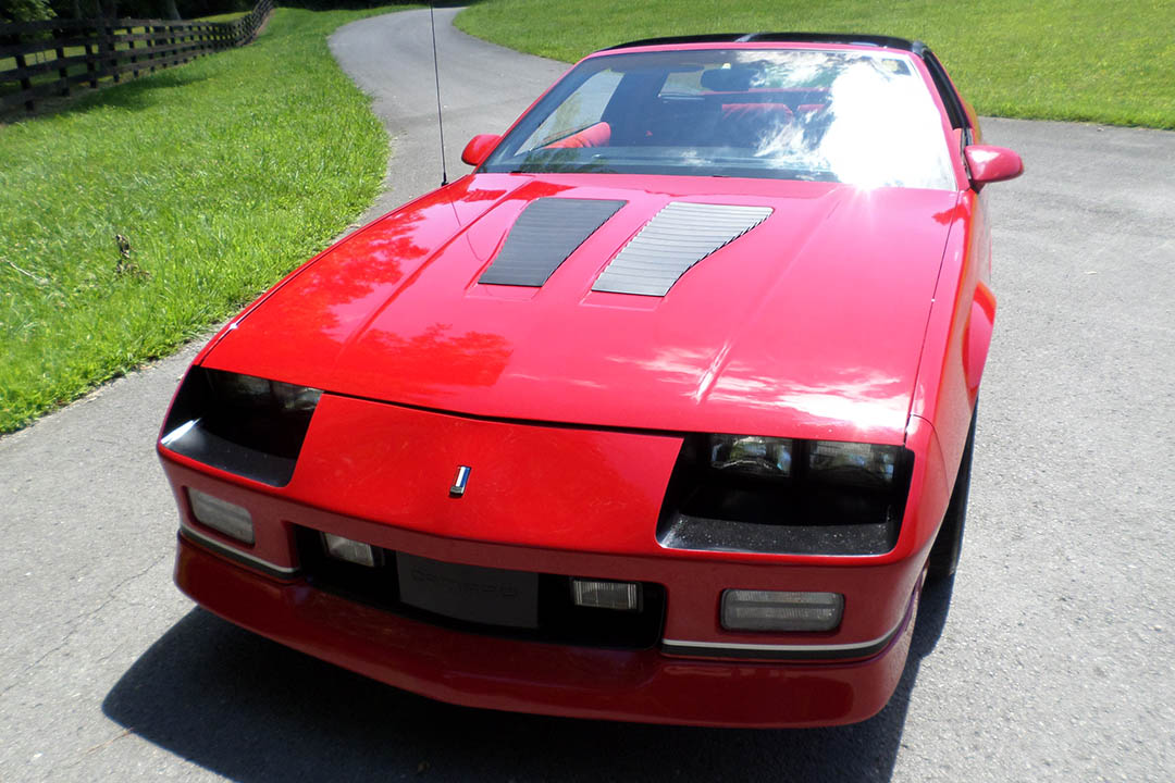 4th Image of a 1987 CHEVROLET CAMARO