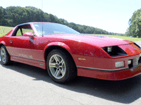 Image 6 of 21 of a 1987 CHEVROLET CAMARO