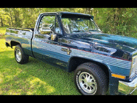 Image 1 of 18 of a 1987 CHEVROLET C10