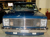 Image 4 of 18 of a 1987 CHEVROLET C10