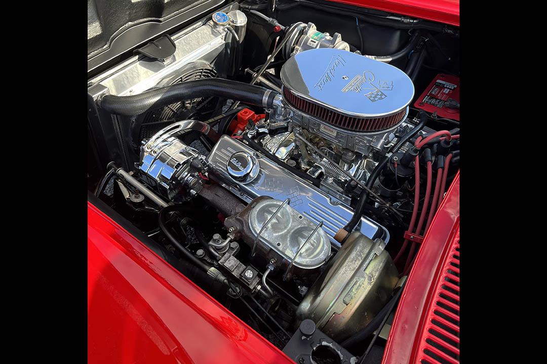 24th Image of a 1964 CHEVROLET CORVETTE