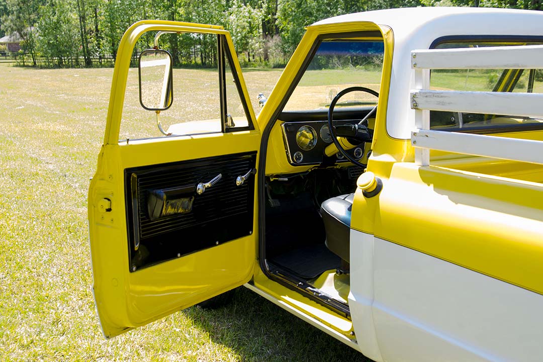 14th Image of a 1969 GMC C1500