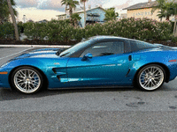 Image 5 of 29 of a 2009 CHEVROLET CORVETTE ZR1