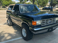 Image 2 of 4 of a 1988 FORD BRONCO
