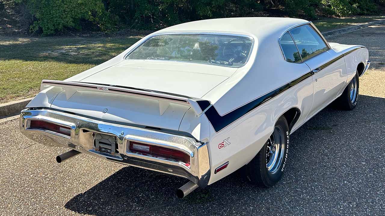 2nd Image of a 1971 BUICK GSX