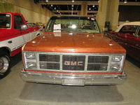 Image 3 of 11 of a 1987 GMC R1500