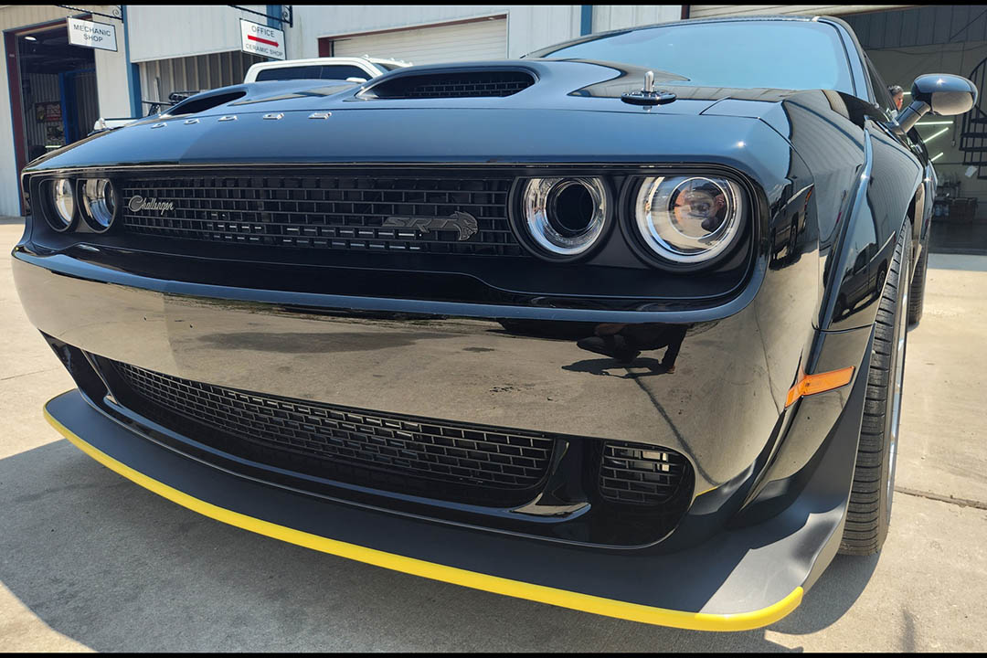 17th Image of a 2023 DODGE CHALLENGER SRT HELLCAT REDEYE BLACK GFHOST