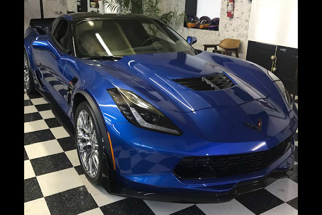 1st Image of a 2015 CHEVROLET CORVETTE Z06 3LZ