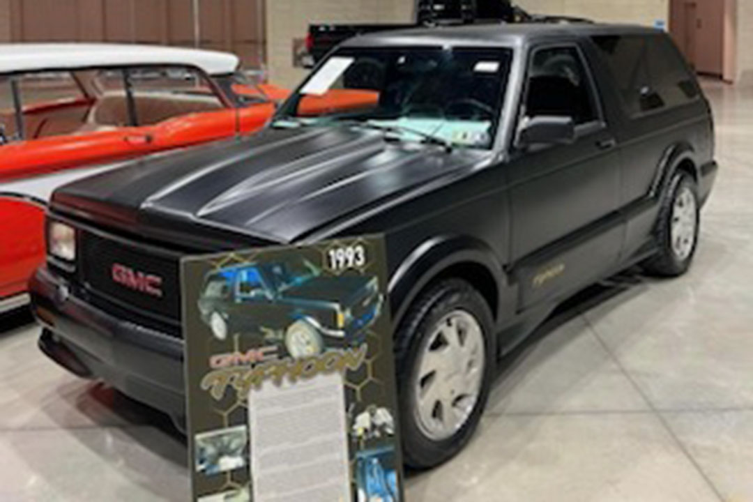 1st Image of a 1993 GMC TYPHOON