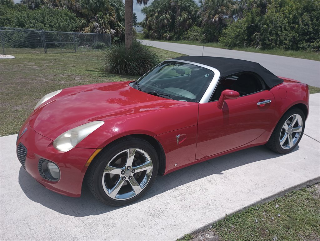 1st Image of a 2007 PONTIAC SOLSTICE GXP