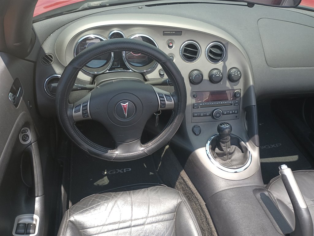 10th Image of a 2007 PONTIAC SOLSTICE GXP