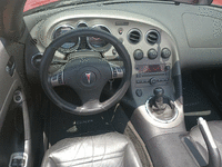 Image 11 of 17 of a 2007 PONTIAC SOLSTICE GXP