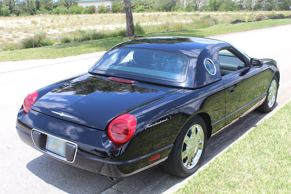 3rd Image of a 2003 FORD THUNDERBIRD