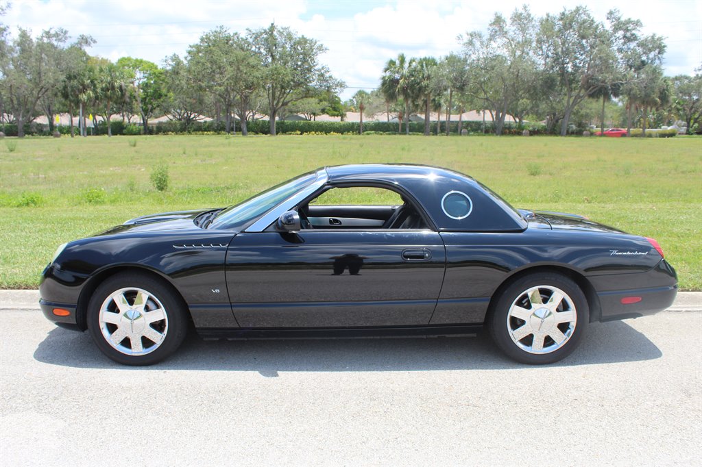 4th Image of a 2003 FORD THUNDERBIRD