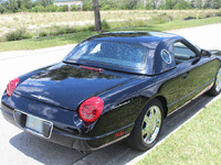 Image 4 of 20 of a 2003 FORD THUNDERBIRD