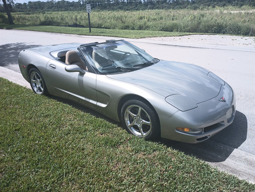 0th Image of a 2000 CHEVROLET CORVETTE