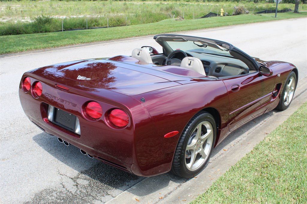 5th Image of a 2003 CHEVROLET CORVETTE