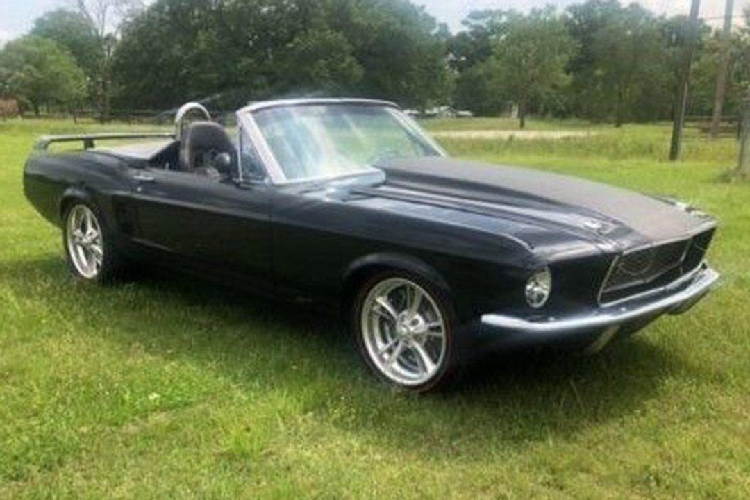 1st Image of a 1967 FORD MUSTANG