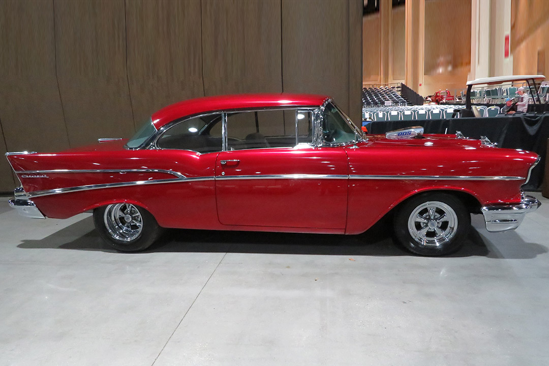 2nd Image of a 1957 CHEVROLET BEL AIR