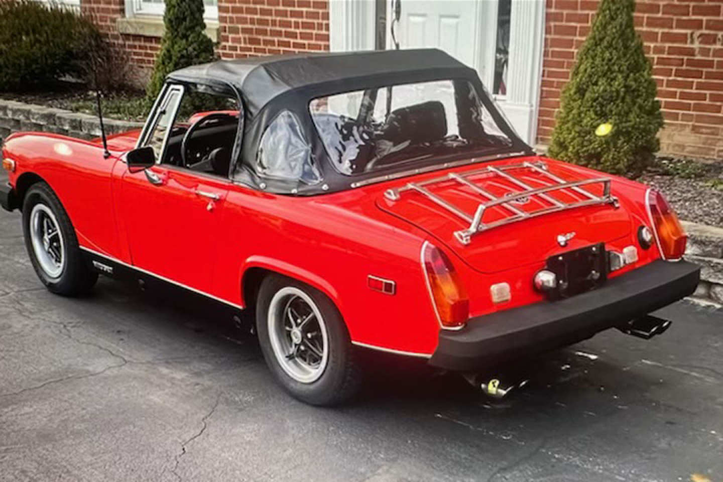 2nd Image of a 1980 MG MIDGET