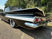 Image 6 of 24 of a 1960 CHEVROLET IMPALA