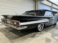 Image 7 of 24 of a 1960 CHEVROLET IMPALA