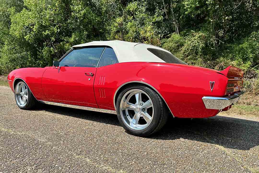 3rd Image of a 1968 PONTIAC FIREBIRD