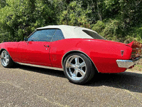 Image 4 of 25 of a 1968 PONTIAC FIREBIRD