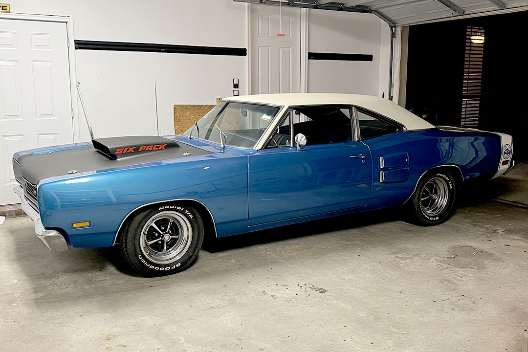 2nd Image of a 1969 DODGE CORONET SUPERBEE