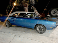 Image 2 of 4 of a 1969 DODGE CORONET SUPERBEE