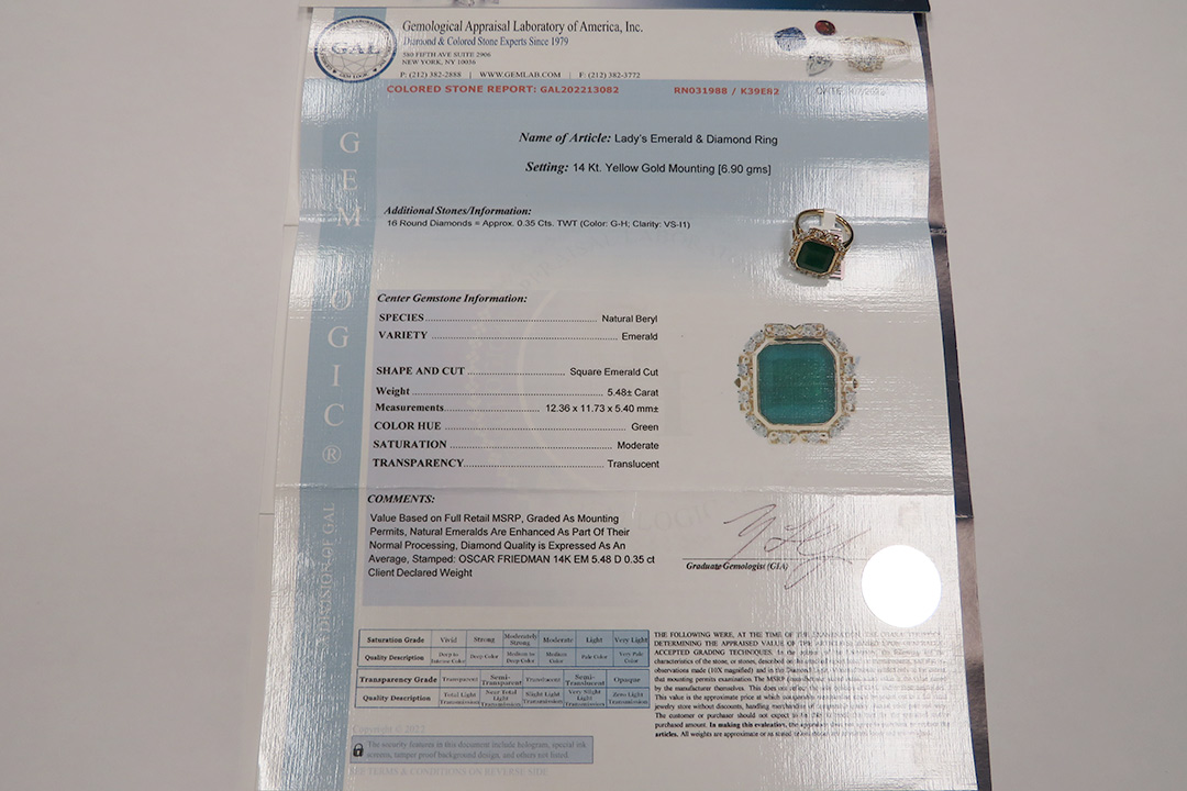 7th Image of a N/A LADY'S EMERALD DIAMOND RING