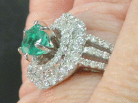 Image 5 of 8 of a N/A GOLD EMERALD DIAMOND